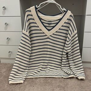 American Eagle Outfitters Navy and Cream V-Neck Sweater
